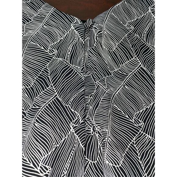 Sienna Sky Tie Front Black and White Tank Top - Picture 2 of 6